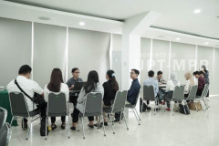 Suasana saat sesi wawancara para peserta dalam dalam acara (CDC) Career Development Center UNAS Gelar Campus Hiring Bersama PT.  Itrias Mandiri Sejati, Selasa, 14 Januari 2025, di Ruang Seminar Selasar Lt.3