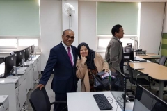 Rektor UNAS Dr.Drs. El Amry Bermawi Putera, M.A berfoto bersama dosen UNAS