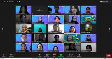Sesi foto bersama