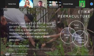 Pemapan materi oleh Gibran Tragadi, sebagai pembicara dalam webinar yang diadakan PPM-Unas dan PERAGI Komda DKI dengan tema "Pengelolaan Lingkungan Berbasis Keanekaragaman Hayati dan Permaculture untuk Mendukung Kehidupan Ekosistem yang Berkelanjutan" pada hari Jumat, 11 Juni 2021