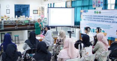 Penyampaian tentang laboratorium oleh Dra. Hasni Ruslan, M.Si. selaku Kepala Laboratorium Zoologi dan Animal House, di Kampus Pusat Laboratorium Bambu Kuning, Sabtu, 21 September 2024